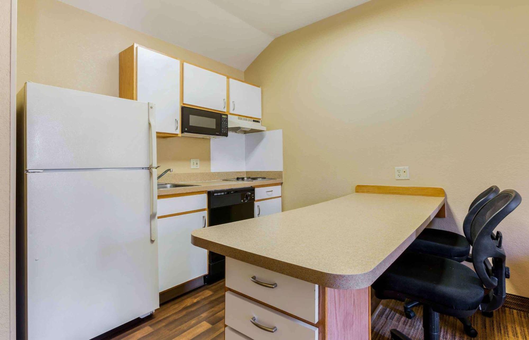 Extended Stay America Suites - Dallas - Plano Parkway Exterior photo