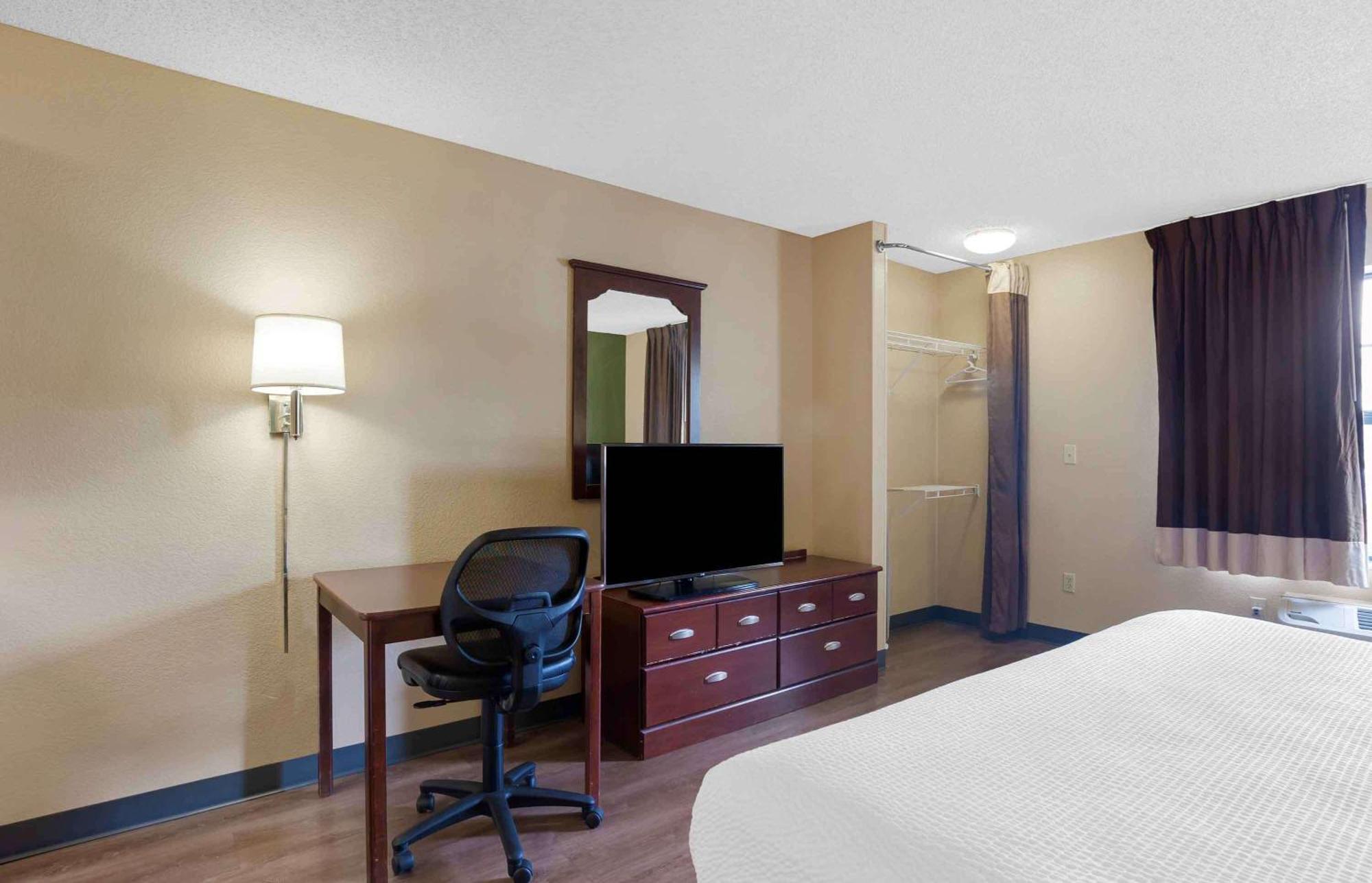 Extended Stay America Suites - Dallas - Plano Parkway Exterior photo